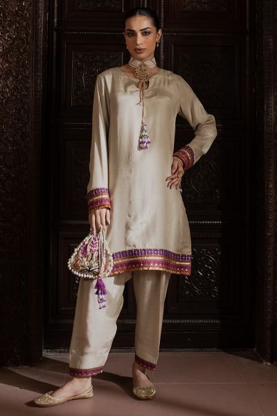 Picture of Menal Shawl