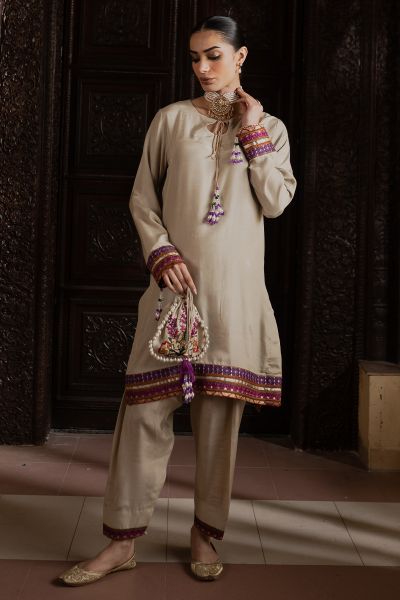 Picture of Menal Shawl