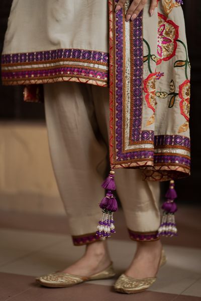 Picture of Menal Shawl