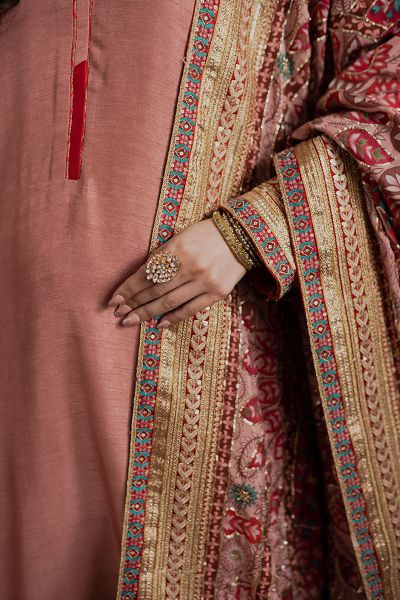 Picture of Hoorin Shawl