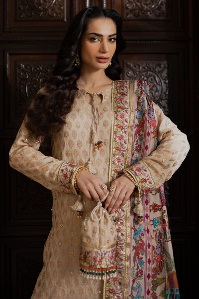 Picture of Alveen Shawl