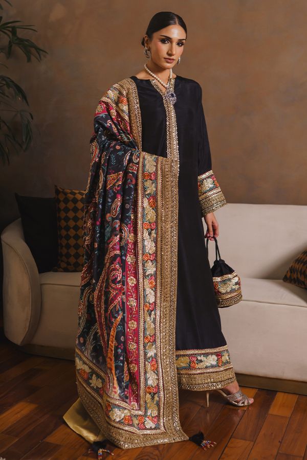 Picture of Onyx Shawl